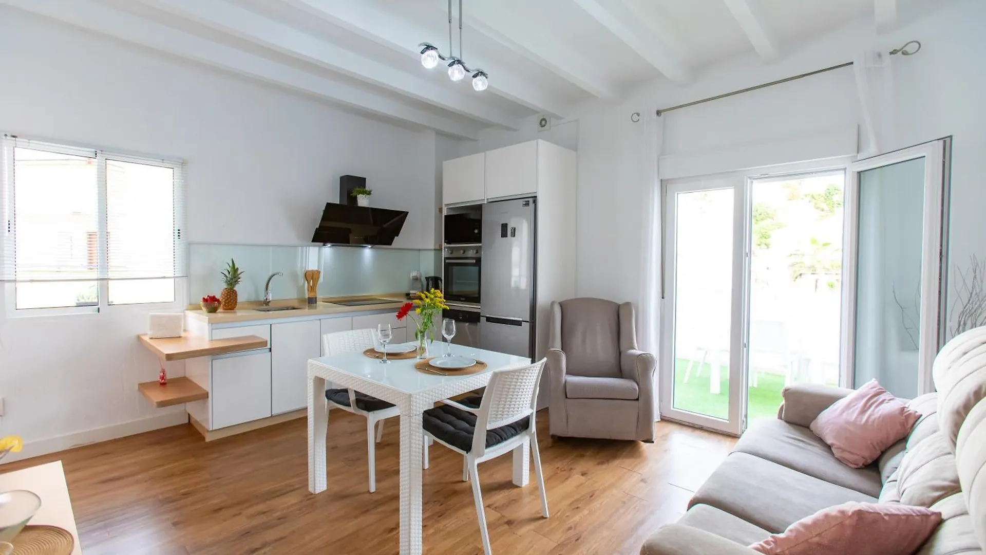Boutique Rooms Playa Burriana Nerja Guest house