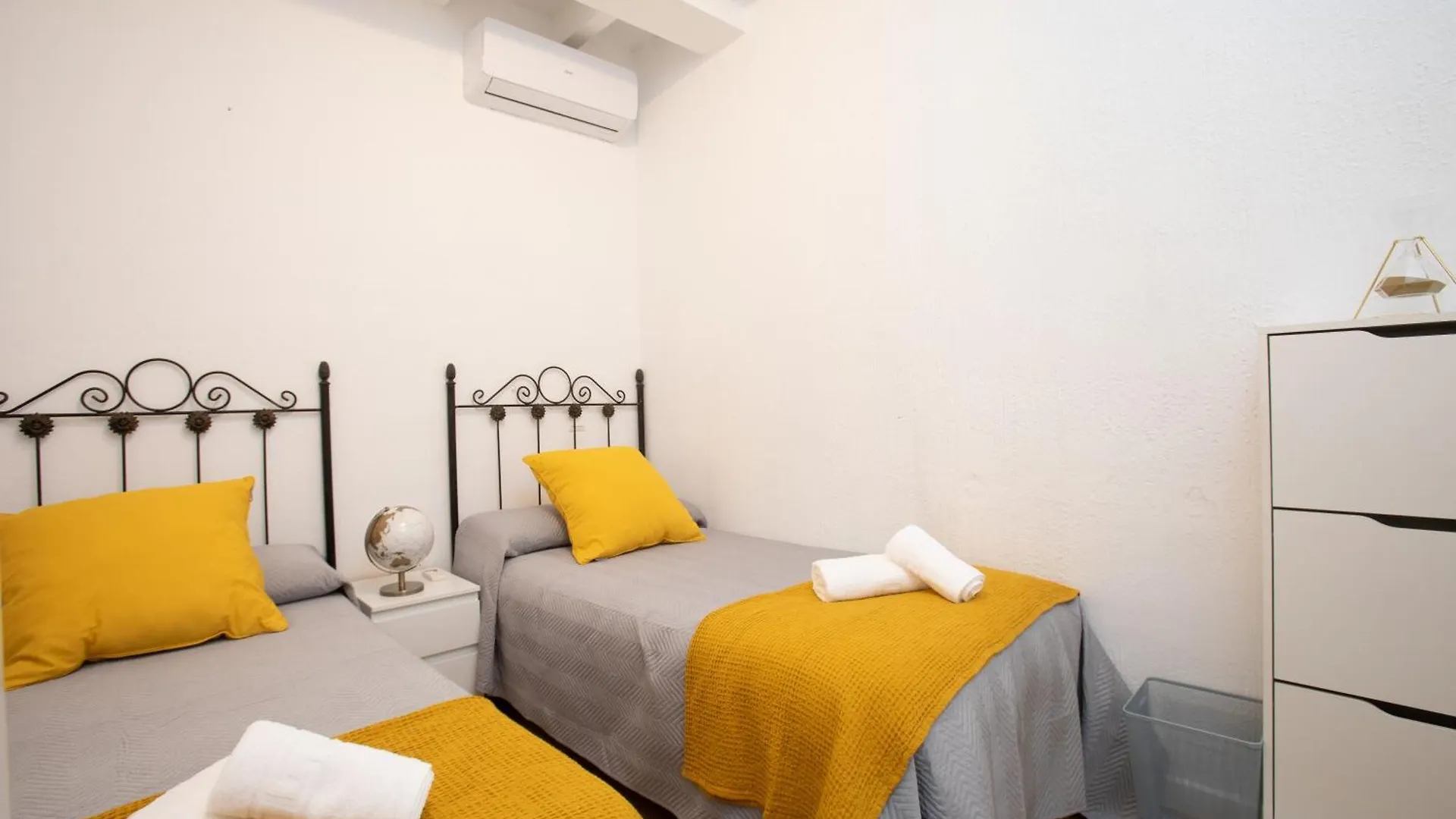 Boutique Rooms Playa Burriana Nerja 0*,  Spain