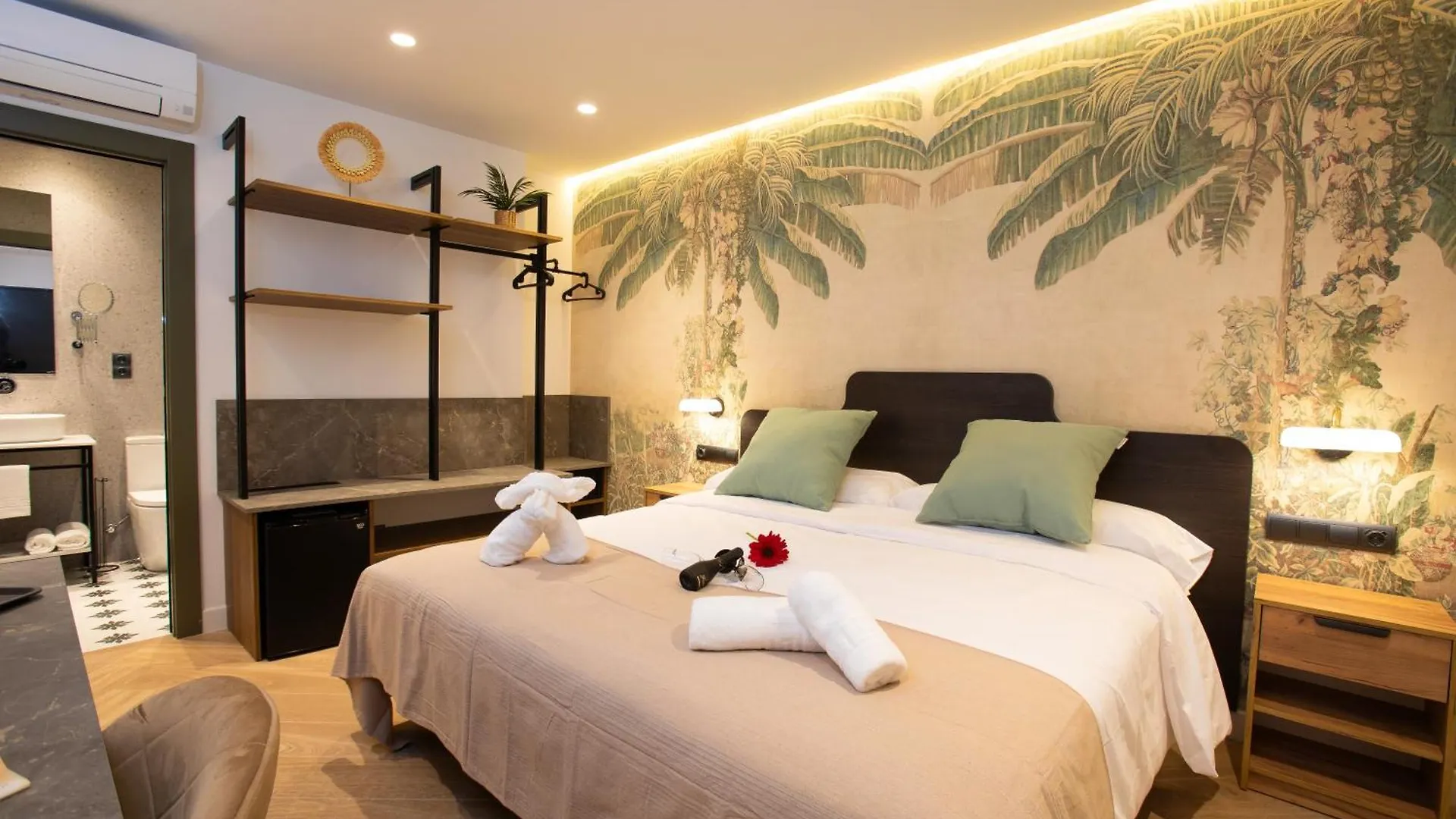 Boutique Rooms Playa Burriana Nerja Guest house