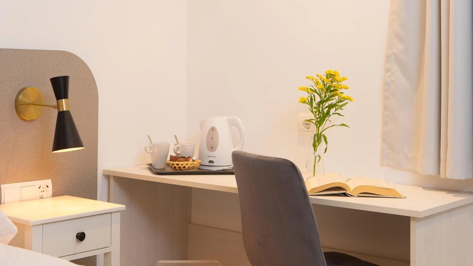 Boutique Rooms Playa Burriana Nerja