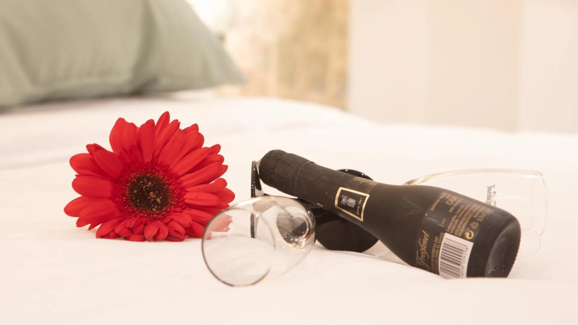 Boutique Rooms Playa Burriana Nerja Spain