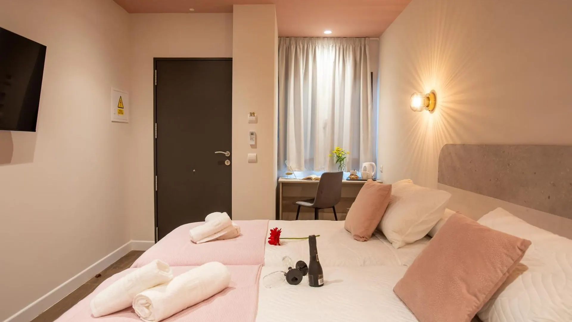 Guest house Boutique Rooms Playa Burriana Nerja Spain